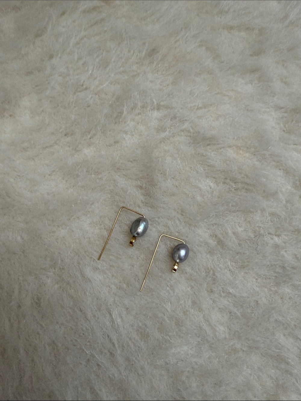 Kozakh Grey Pearl Studs